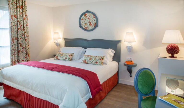 relais-des-trois-chateaux-1lieu1salle-hotel-restaurant-convention-chambre.jpg