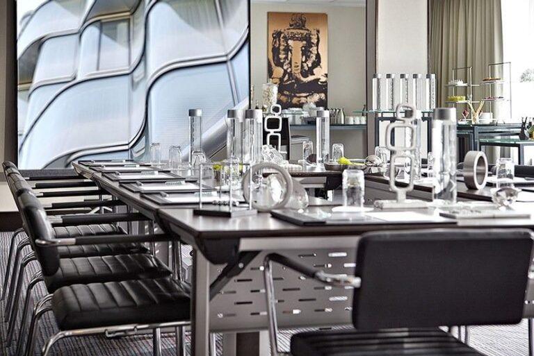 renaissance-arc-de-triomphe-1lieu1salle-restaurant.jpg
