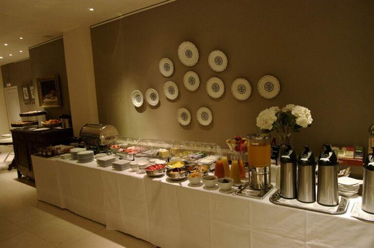 residence-de-france-1lieu1salle-hotel-restaurant-buffet.jpg