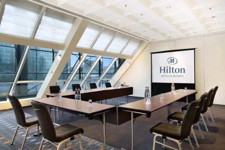 reunion-hilton-la-defense.jpg