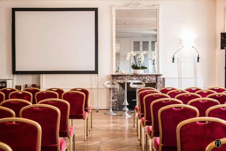 salons-hoche-1lieu1salle-salle-seminaire.jpg
