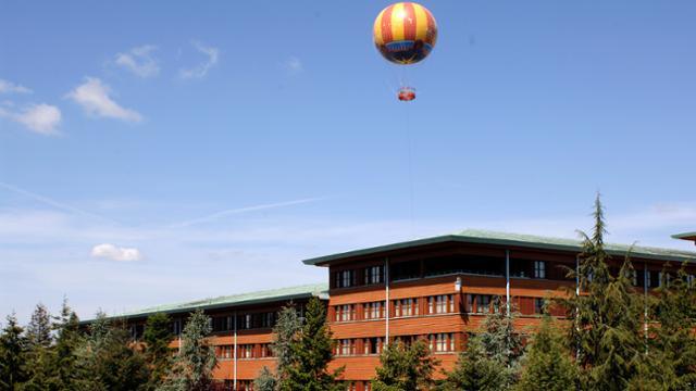sequoia-lodge-1lieu1salle-ballon.jpg