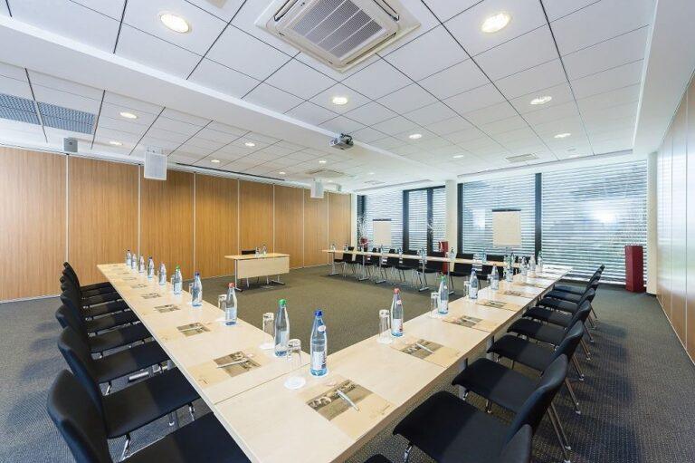 val-vignes-1lieu1salle-event.jpg