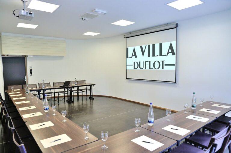 villa-duflot-1lieu1salle-hotel-restaurant-salle-de-seminaire.jpg