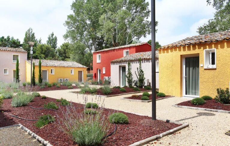 village-camarguais-1lieu1salle-restaurant-hotel-evenement-exterieur.jpg