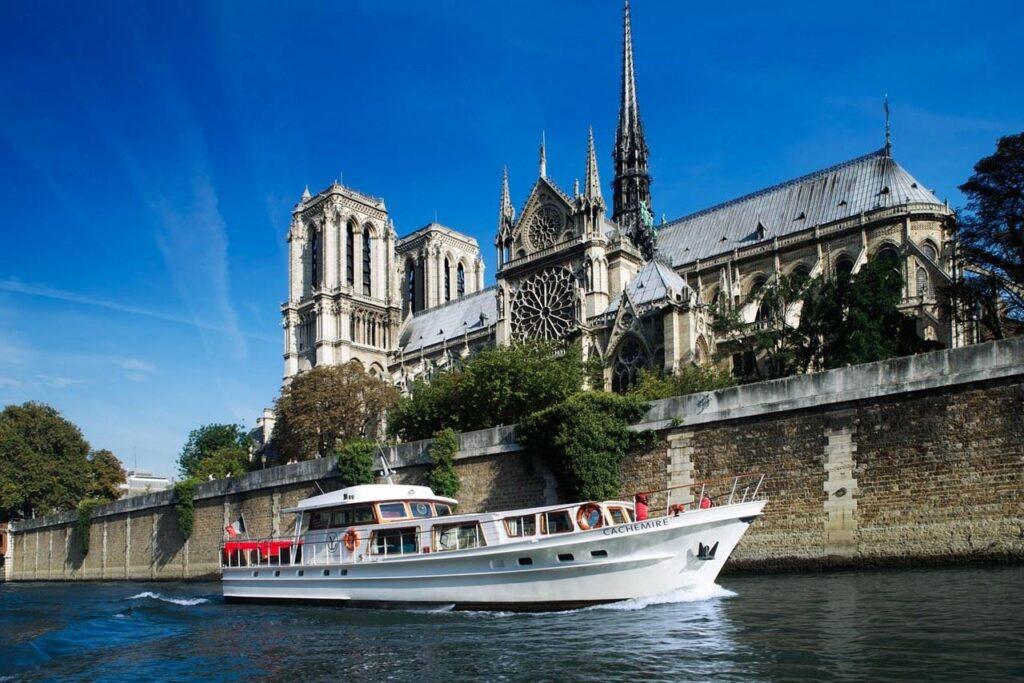 yachts-paris-1lieu1salle-yatchts.jpg
