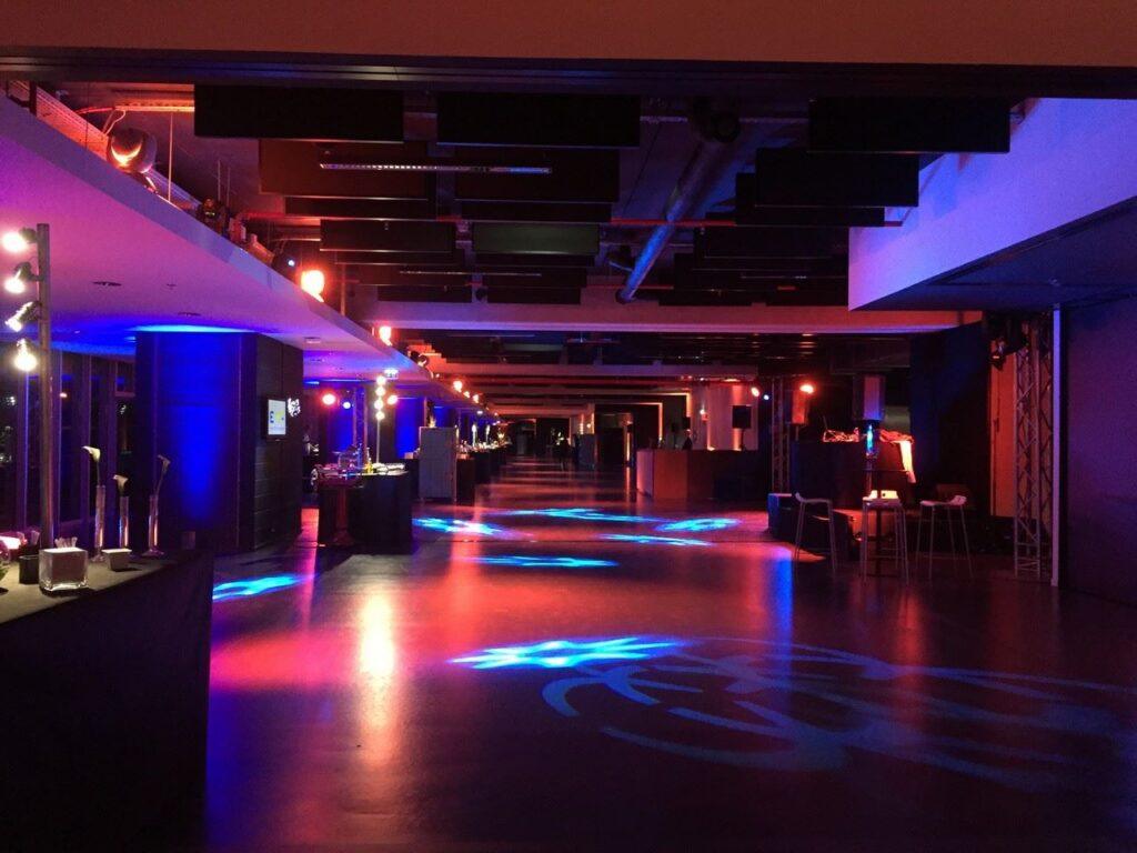 Allianz-Riviera-1lieu1salle-soiree.jpg