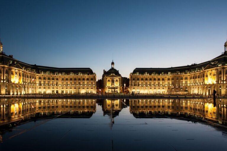 Bordeaux-Palais-de-la-Bourse-1lieu1salle-exterieur.jpg