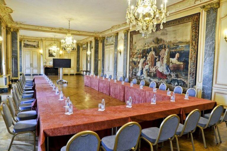 Bordeaux-Palais-de-la-Bourse-1lieu1salle-salle-de-reunion.jpg