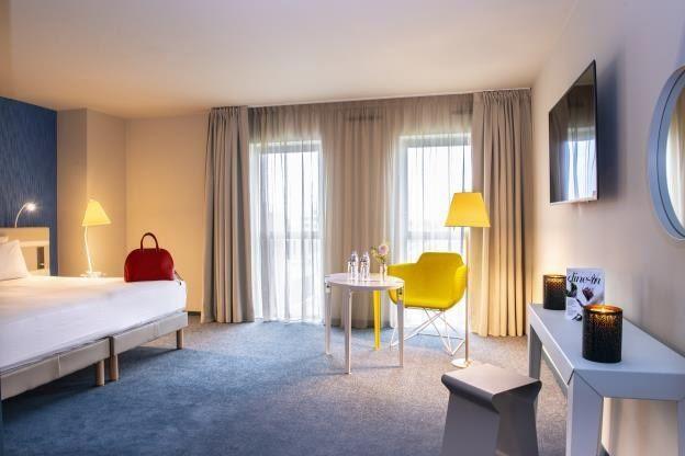Radisson-Blu-Hotel-Bordeaux-1lieu1salle-seminaire-chambre.jpg
