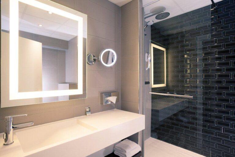 SALLE-DE-BAINS-douche.jpg