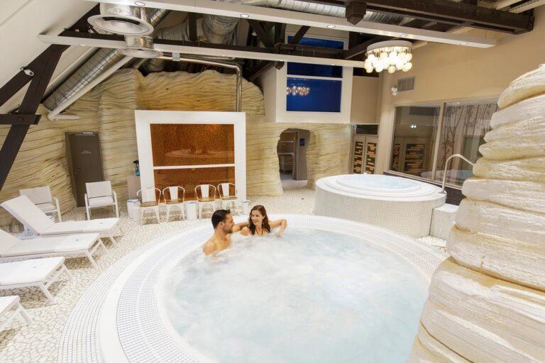 center-parcs-domaine-du-lac-1lieu1salle-spa.jpg