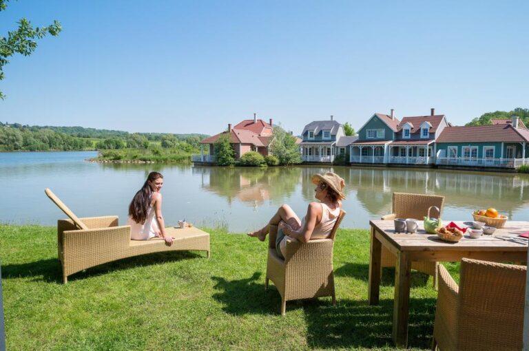 center-parcs-domaine-du-lac-ailette-1lieu1salle-lac.jpg