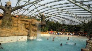 center-parcs-domaine-du-lac-d-ailette-1lieu1salle-aquamundo.jpg