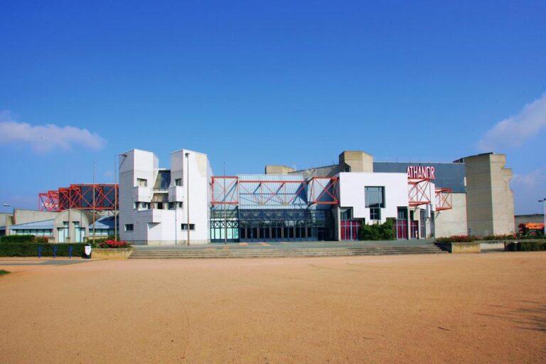 centre-athanor-1lieu1salle-centre.jpg
