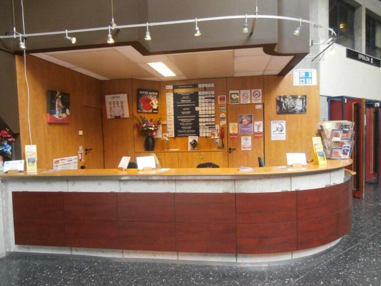 centre-athanor-1lieu1salle-hall.jpg