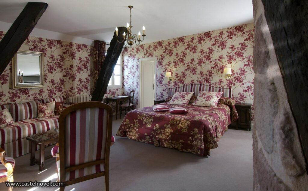 chateau-de-castel-novel-1lieu1salle-conference-chambre.jpg