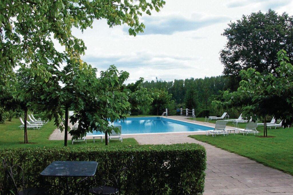 chateau-de-castel-novel-1lieu1salle-convention-piscine.jpg