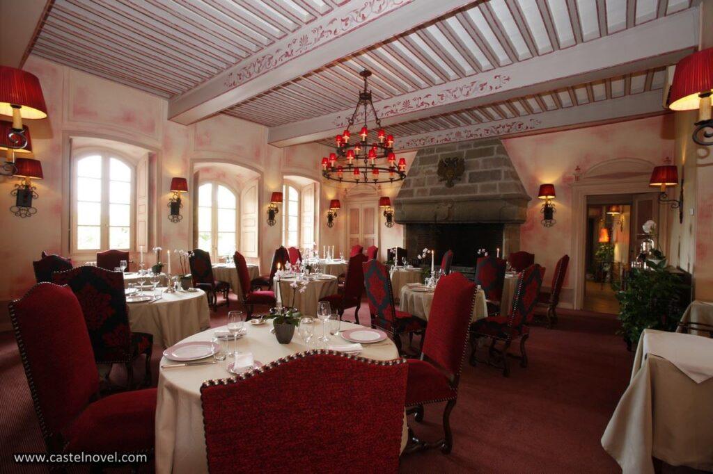 chateau-de-castel-novel-1lieu1salle-salle-de-restaurant.jpg