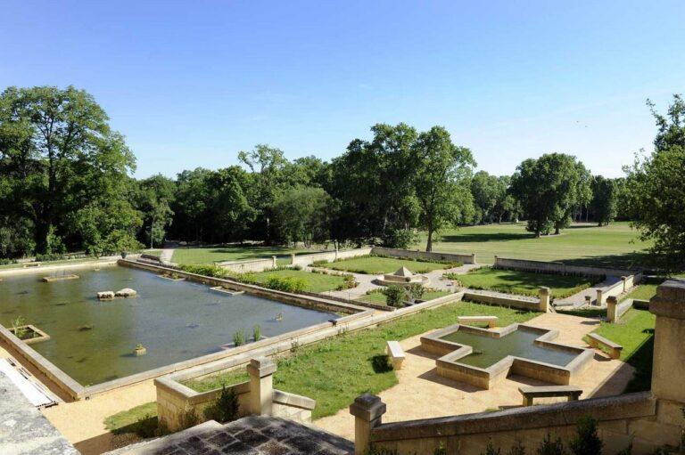 chateau_de_pondres_chambre_dhotes_hotel_restaurant_seminaire_jardin_fontaine_sommieres-jardins.jpg
