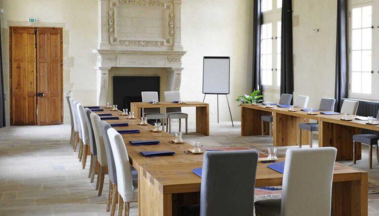 chateau_de_pondres_chambre_dhotes_hotel_restaurant_seminaire_jardin_fontaine_sommieres-travail.jpg