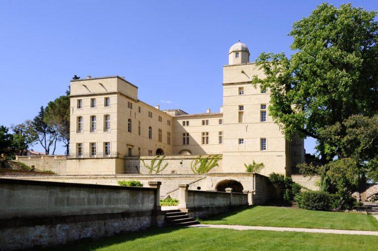 chateau-de-pondres-1lieu1salle-seminaire-hotel-restaurant-convention-conference-meeting-booking.jpg