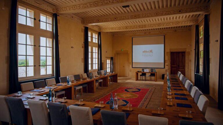 chateau-de-pondres-1lieu1salle-seminaire-hotel-restaurant-convention-salle.jpg