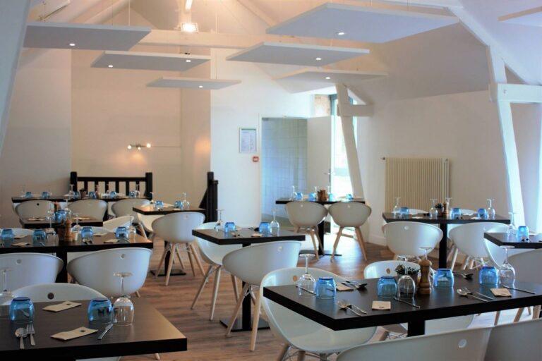 hotel-restaurant-de-la-corderie-royale-1lieu1salle-reception.jpg