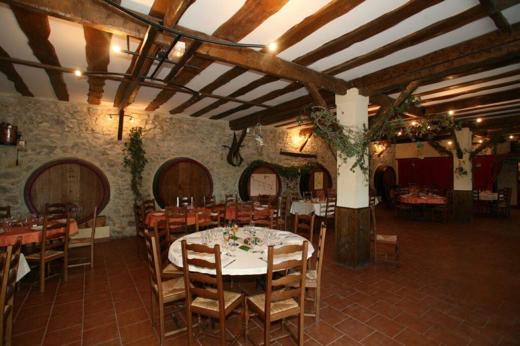 hotel-restaurant-de-la-corderie-royale-1lieu1salle-salle.jpg