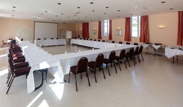 hotel-restaurant-de-la-corderie-royale-1lieu1salle-salle-de-reunion.jpg