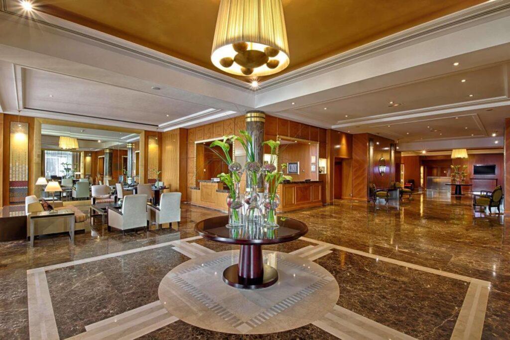 hyatt-regency-nice-palais-de-la-mediterranee-1lieu1salle-hall.jpg