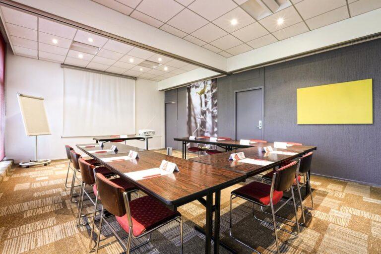 ibis-charleville-meziere-1lieu1salle-salle-de-seminaire.jpg
