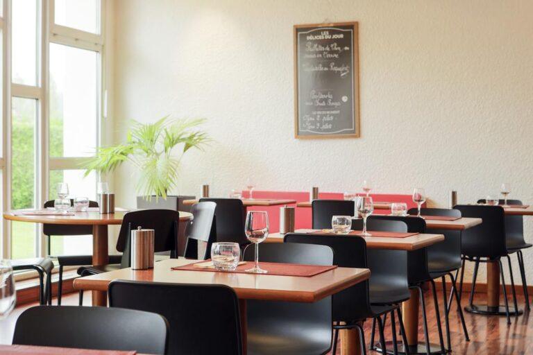 ibis-charleville-meziere-1lieu1salle-salle-restaurant.jpg