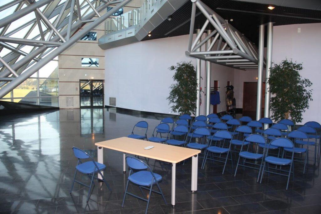 la-cite-de-l-or-congres-1lieu1salle-seminaire-reunion-convention.jpg