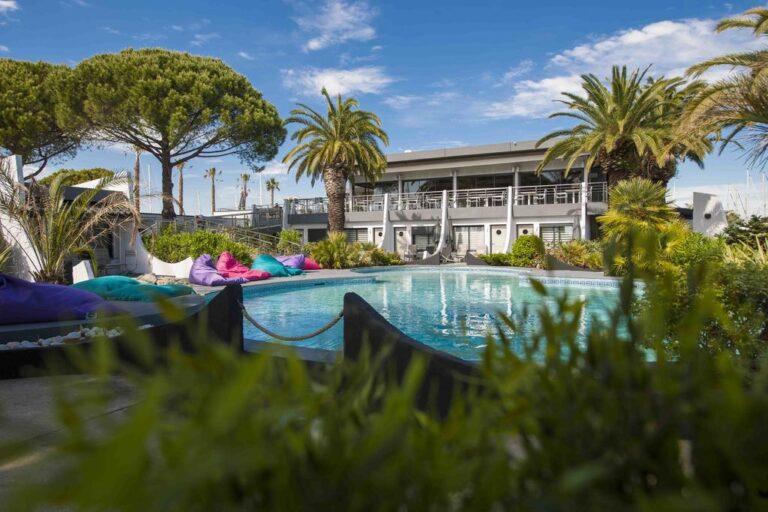 le-spinaker-1lieu1salle-seminaire-hotel-restaurant-reunion-booking.jpg