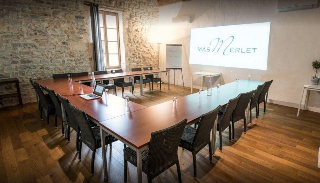 mas-merlet-1lieu1salle-seminaire-hotel-restaurant-reunion-booking-events-seminaires.jpg