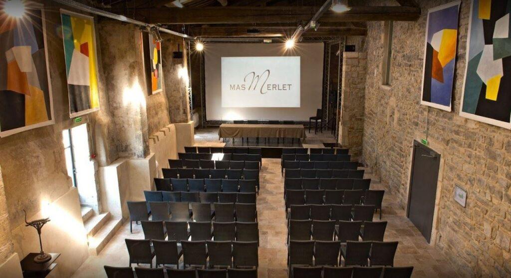 mas-merlet-1lieu1salle-seminaire-hotel-restaurant-reunion-booking-events-seminaires-salle-reunion.jpg
