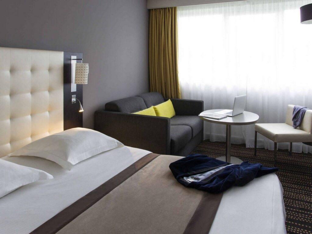 mercure-bourg-en-bresse-1lieu1salle-chambre.jpg
