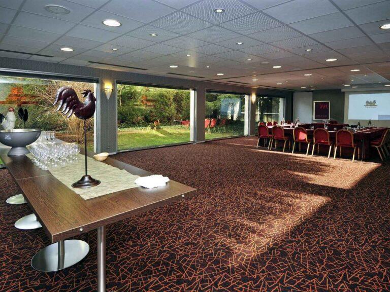 mercure-bourg-en-bresse-1lieu1salle-seminaire.jpg