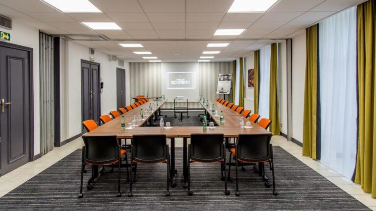 mercure-bourges-hotel-de-bourbon-1lieu1salle-salle-reunion.jpg