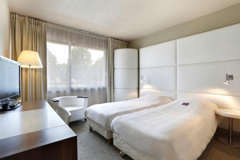 mercure-brive-1lieu1salle-hotel-restaurant-seminaire-chambre.jpg