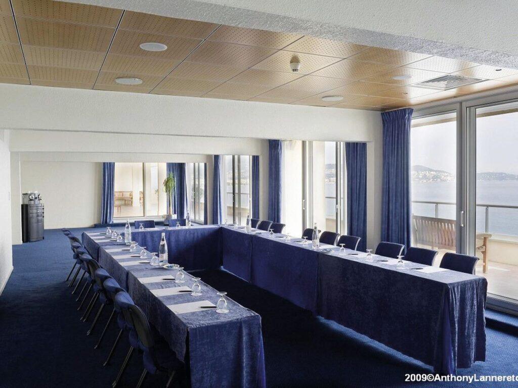 radisson-blu-hotel-nice-1lieu1salle-salle-de-convention.jpg
