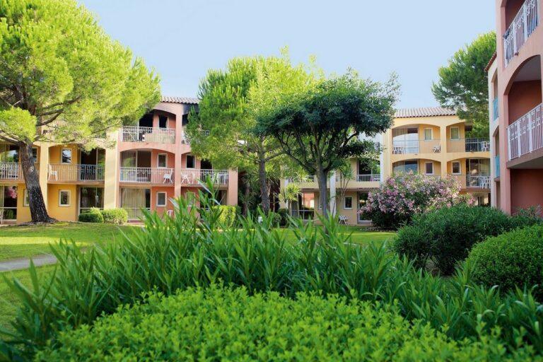 residence-premium-cannes-1lieu1salle-batiment.jpg