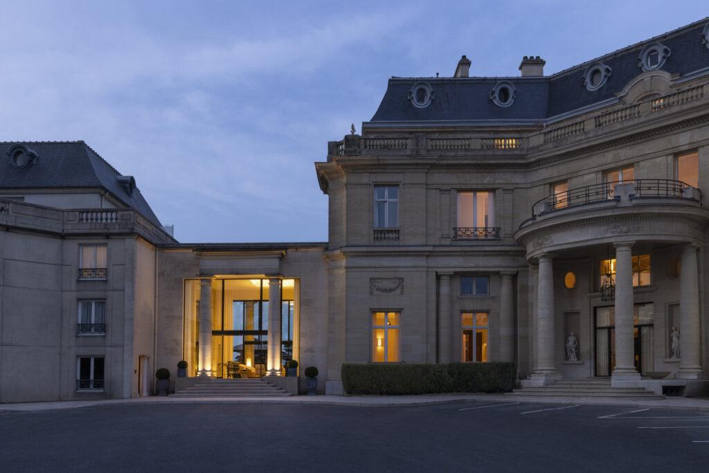 28-facade-nuit-scaled-1.jpg