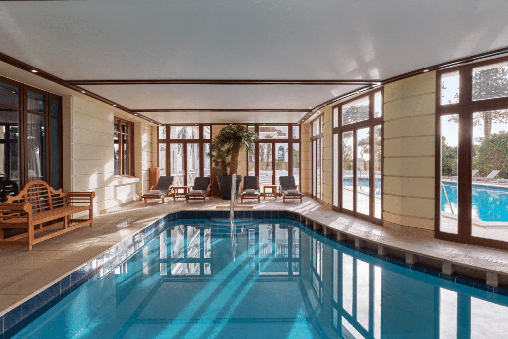 hermitage_piscine_0919-r.png