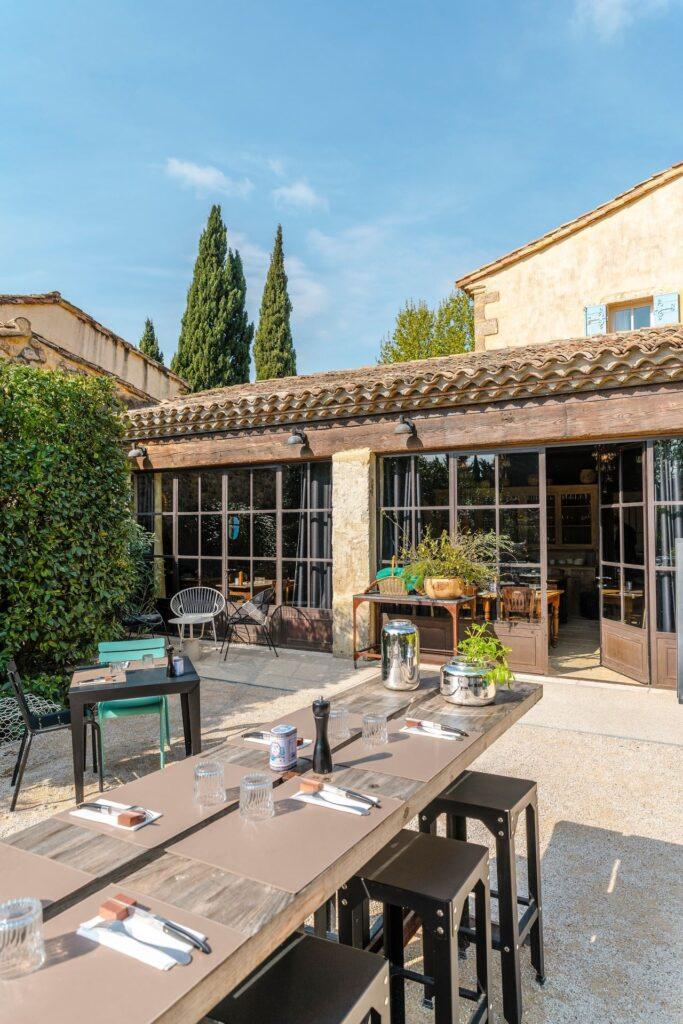 la-cantine-du-hameau_terrasse-1_studio-chevojon-1.jpg
