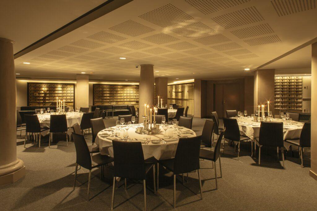 AK_PARAB_Meetings_Salle_des_Coffres005-min.jpg