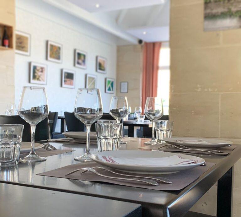 RESTAURANT.jpg