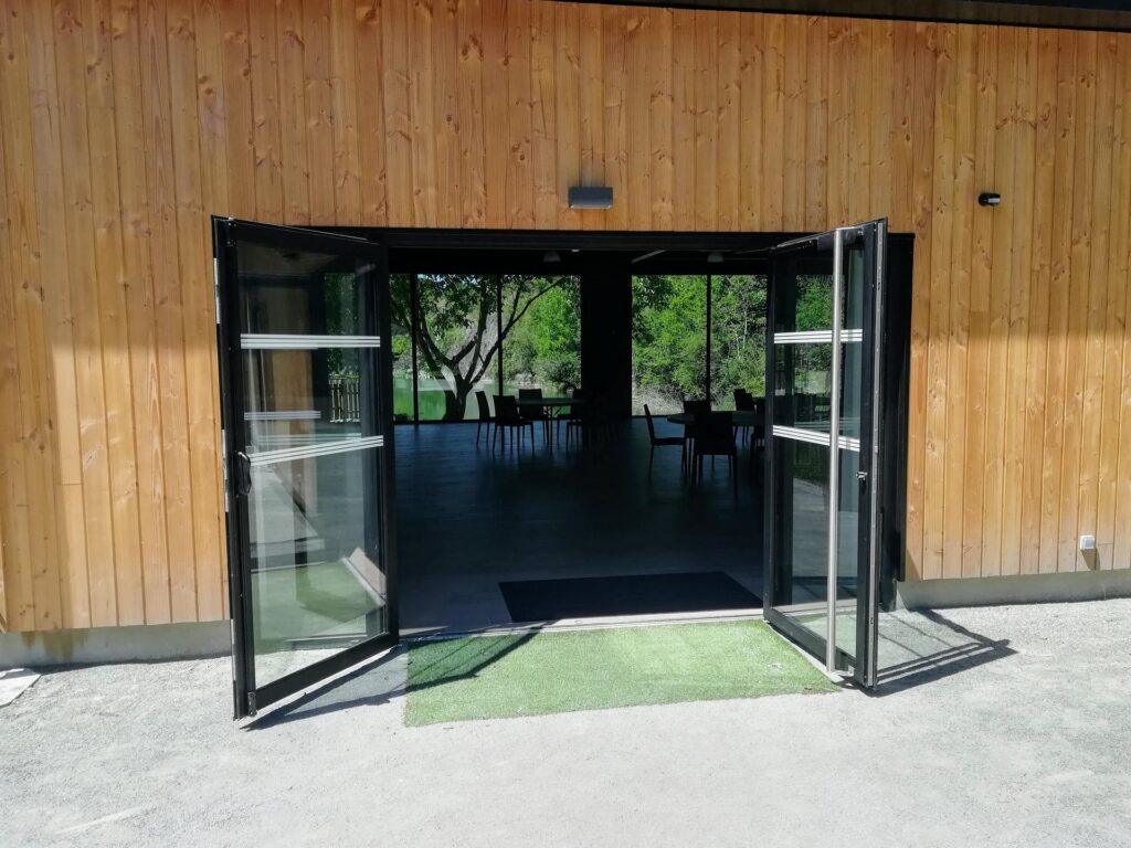 salle-interieur.jpg