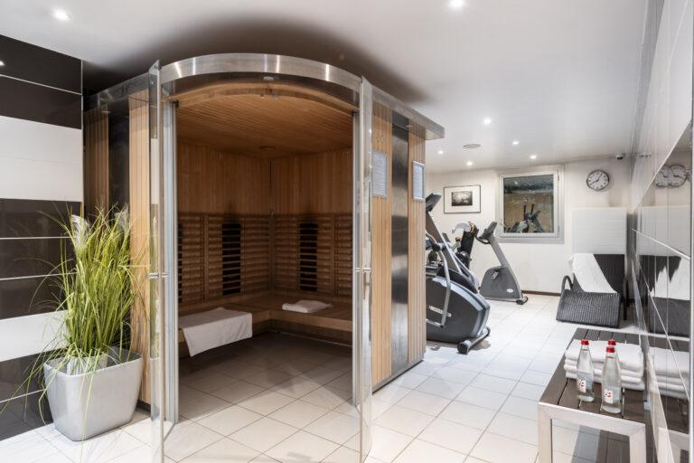 28-Sauna-scaled-1.jpg